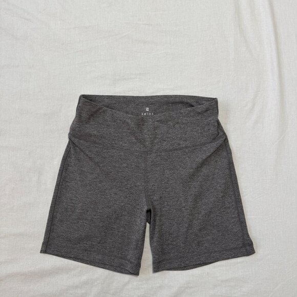 Pre-loved Women's Zelos Bike Shorts - Picture 2 of 4